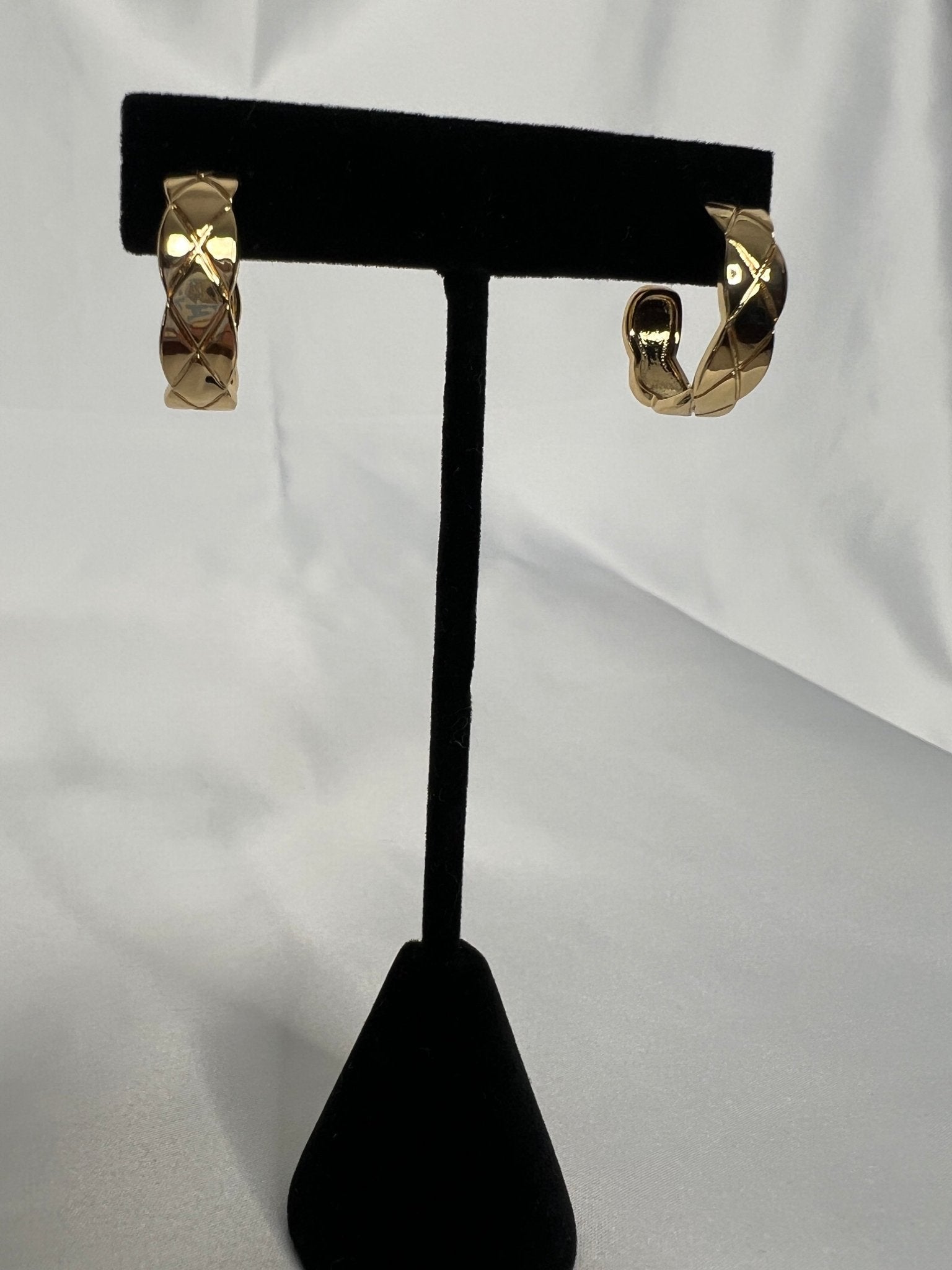 /Gold/ Diamond Design Hoop - Simply Amy