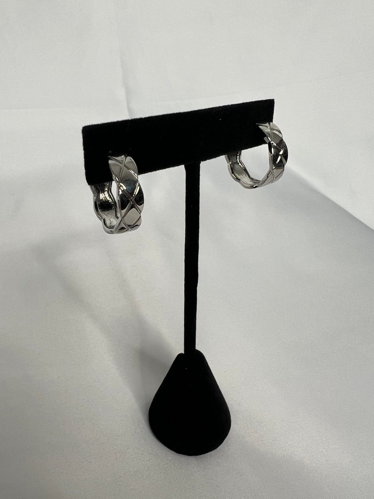 /Silver/ Diamond Design Hoop - Simply Amy