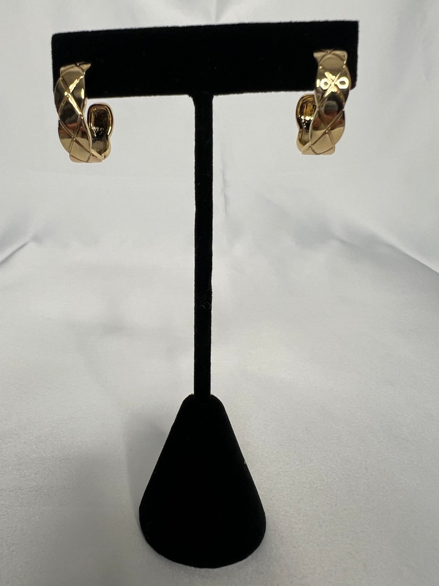 /Gold/ Diamond Design Hoop - Simply Amy